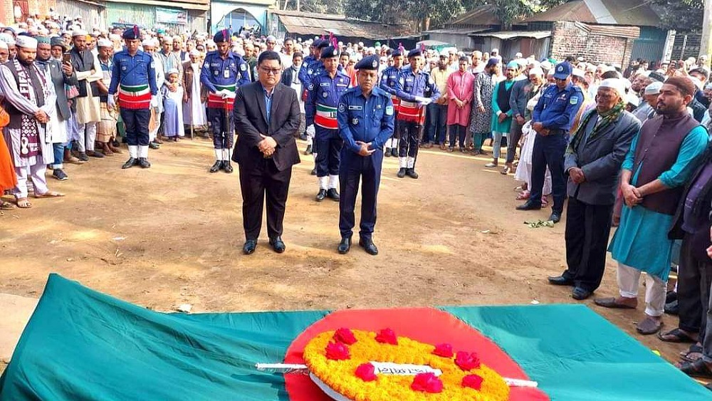 বীরমুক্তিযোদ্ধা মোশারফ হোসেন রাষ্ট্রীয় মর্যাদায় সমাহিত